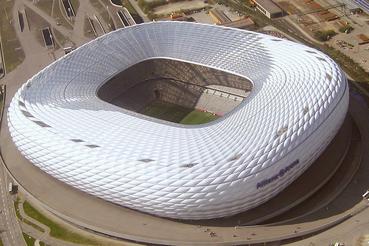 Allianz Arena horaires : la checklist pour organiser votre visite