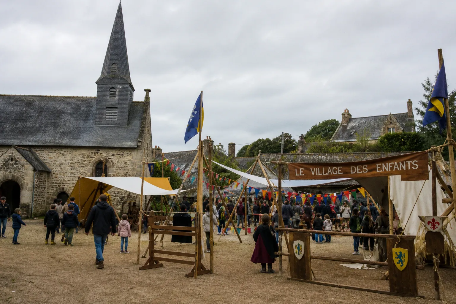 Fête médiévale pour enfants à Saint-Fiacre : les points de vigilance pour les organisateurs