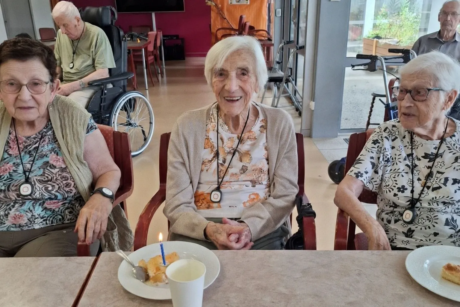 Organiser un goûter d'anniversaire réussi : les leçons logistiques de l'Ehpad Le Petit Jer