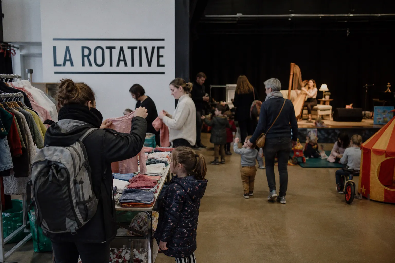 Poitiers : une journée dédiée à l'éveil des enfants entre gratiferia et spectacles