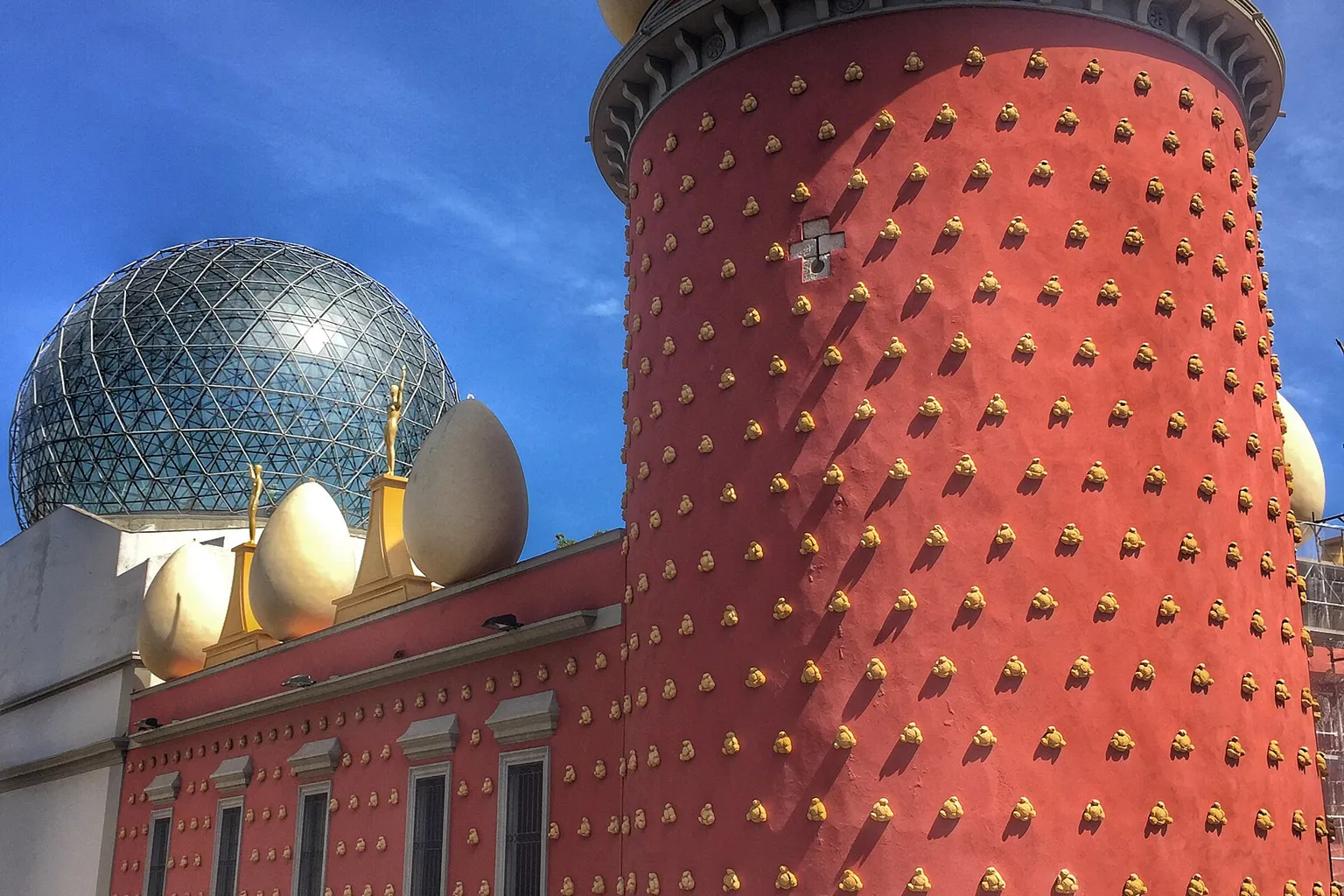 Théâtre-musée Dalí horaires : les erreurs de planning à éviter