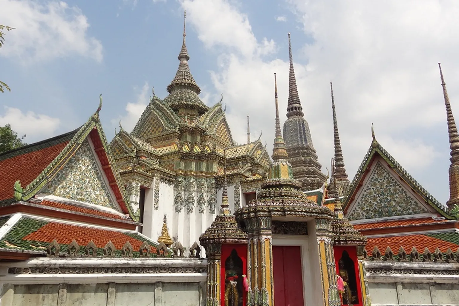 Tarifs du Wat Phra Chetuphon : étapes pour acheter vos billets